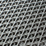 金屬板網 重型與中重型鋼板網及濾片的全面供應解析