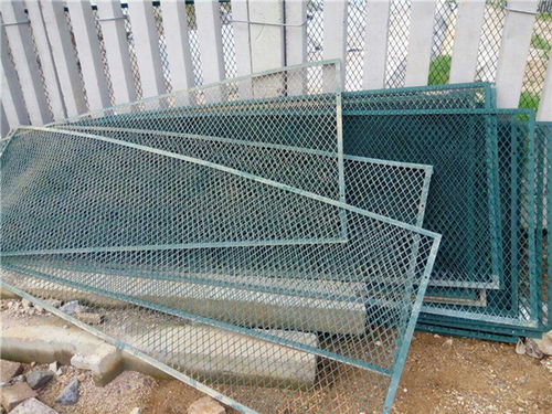 柵欄金屬網(wǎng)片 從生產(chǎn)廠家到價(jià)格的全方位解析